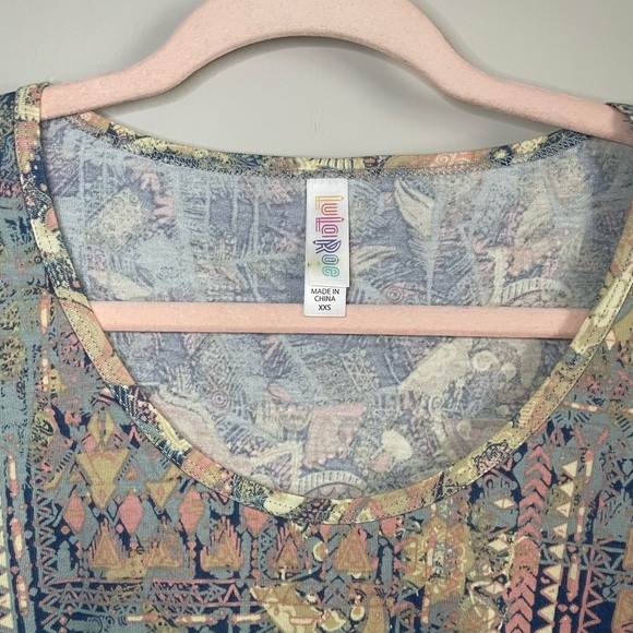 Lularoe Perfect T-Shirt - Picture 3 of 10